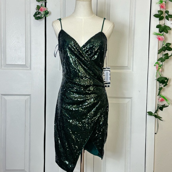 Fiesta Dresses & Skirts - Fiesta Sparkling Green Mini Dress